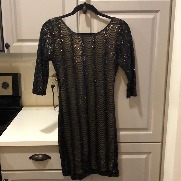 Dresses & Skirts - Cocktail dress